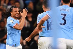 乐鱼app-包含赛地聚焦——NBA常规赛今夜热度飙升；曼城迎来里程碑；目标明确；细节决定成败的词条