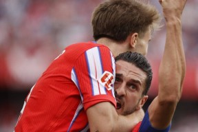 乐鱼体育注册-关于西甲转会期再迎强敌，西汉姆伤情更新，主帅态度：更衣室稳定，团队化学反应显著的信息